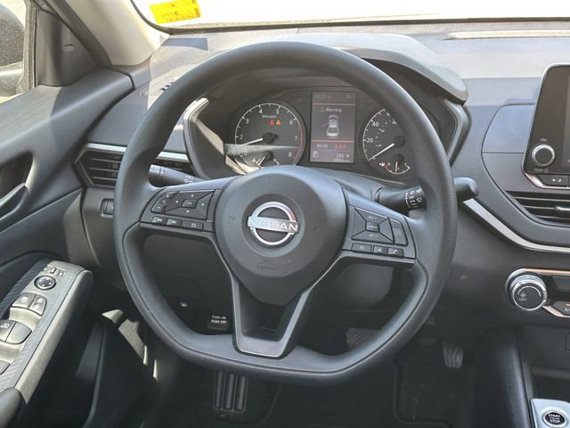 Certified 2025 Nissan Altima 2.5 S FWD image 24
