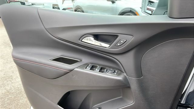Used 2024 Chevrolet Equinox RS w/ RS Leather Package image 29
