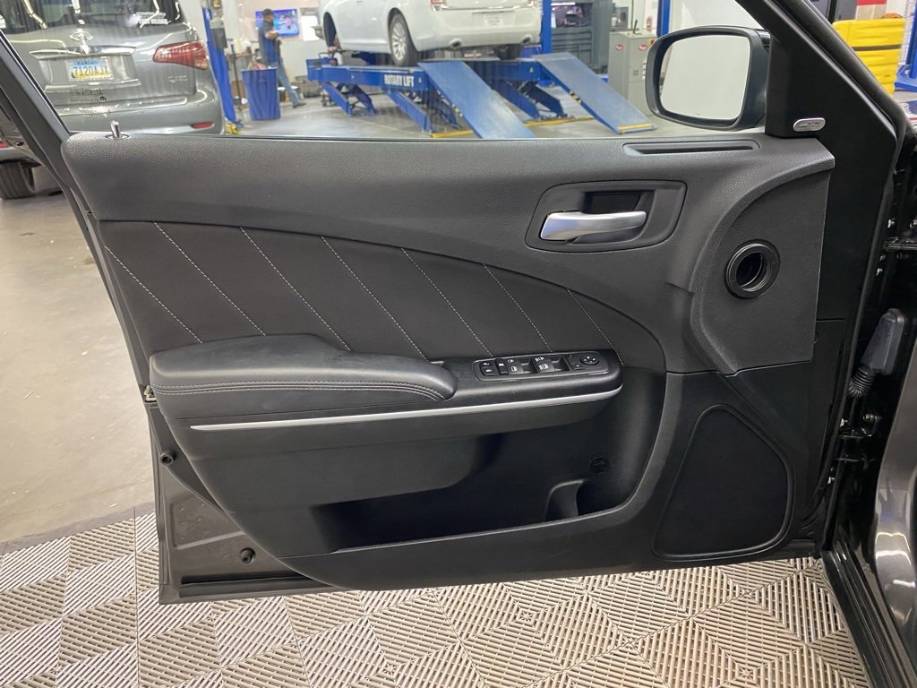 Used 2023 Dodge Charger SXT image 21