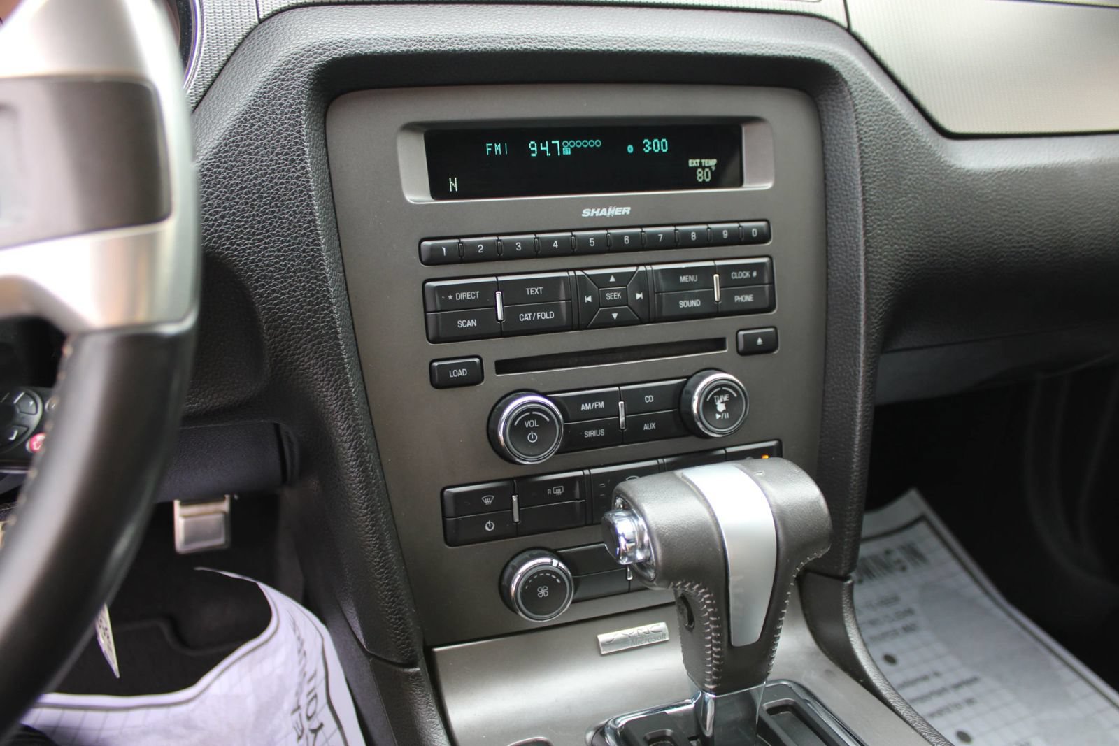 Used 2010 Ford Mustang GT Premium RWD image 22