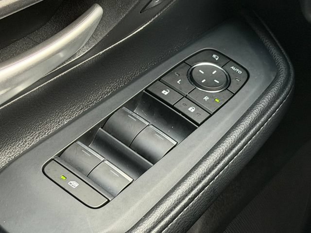 Certified 2025 Toyota Grand Highlander AWD image 33