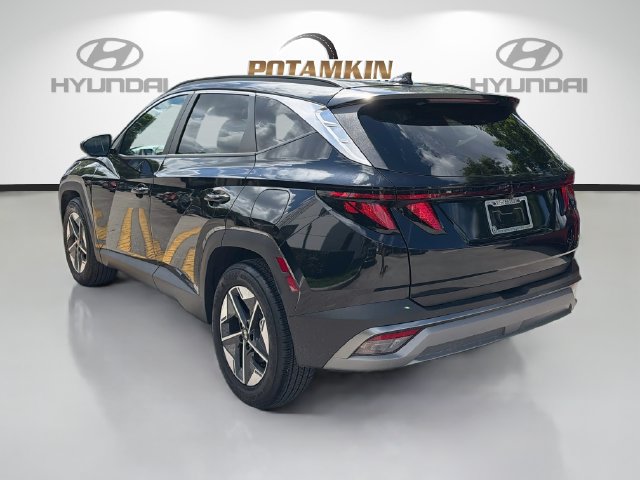 Certified 2025 Hyundai Tucson SEL FWD image 8