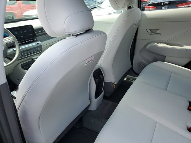 Certified 2025 Hyundai Kona SEL AWD/4WD image 12