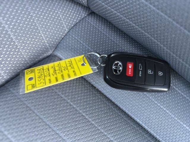 Certified 2026 Toyota Corolla SE FWD image 33