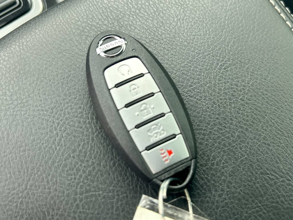 Used 2022 Nissan Maxima Platinum w/ Sport Mat Group FWD image 36