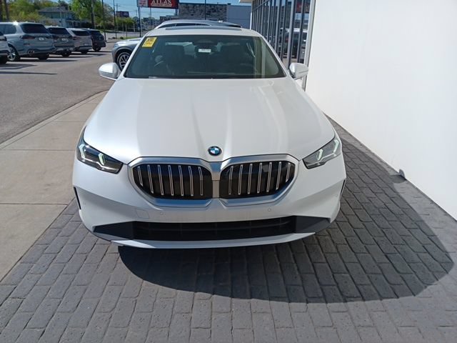 New 2025 BMW 530i xDrive w/ Premium Package AWD/4WD image 2