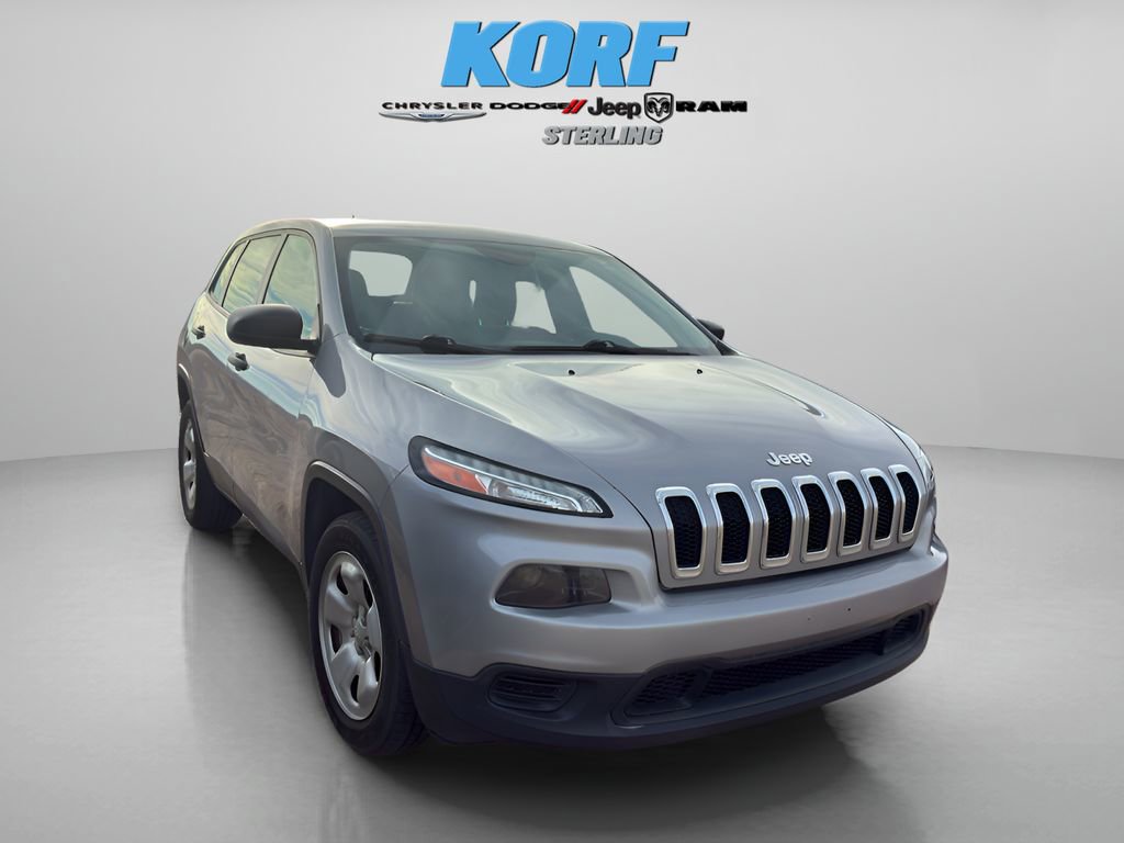 Used 2016 Jeep Cherokee Sport image 3