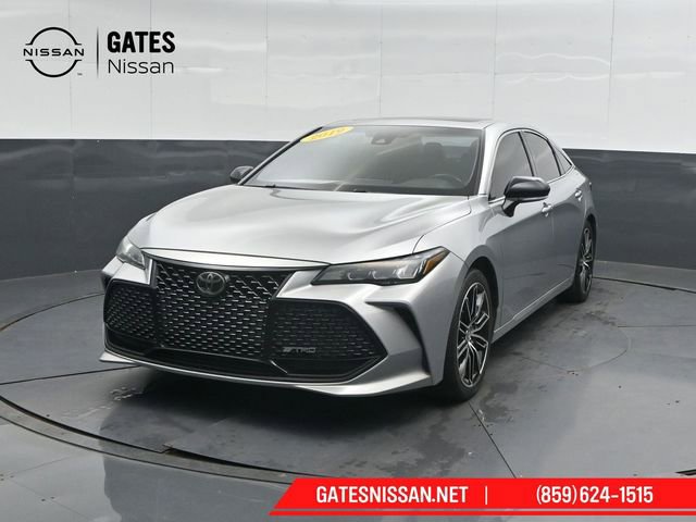 Used 2019 Toyota Avalon XSE FWD image 6