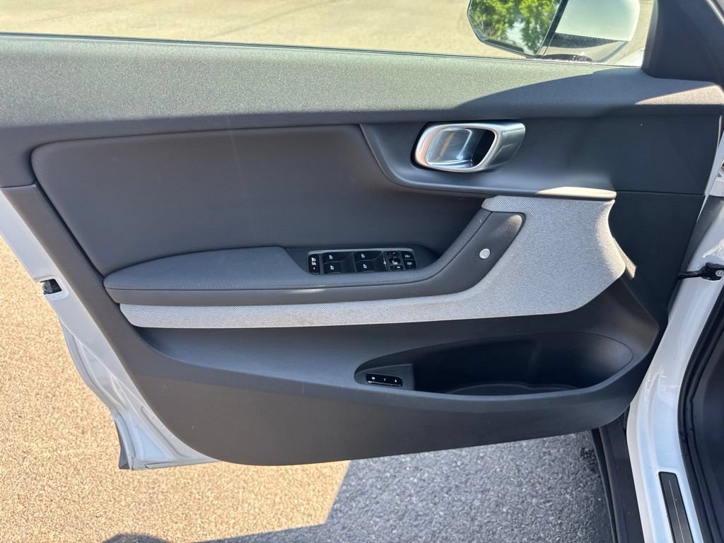 Used 2022 Polestar Polestar 2 w/ Performance Package AWD/4WD image 19