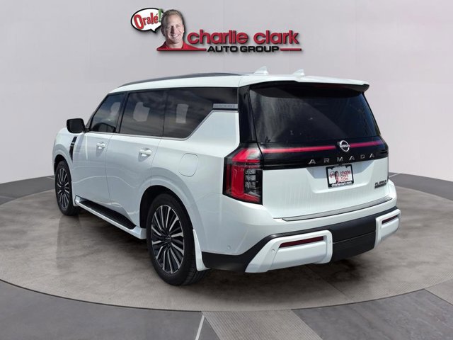 Certified 2025 Nissan Armada Platinum Reserve AWD/4WD image 4