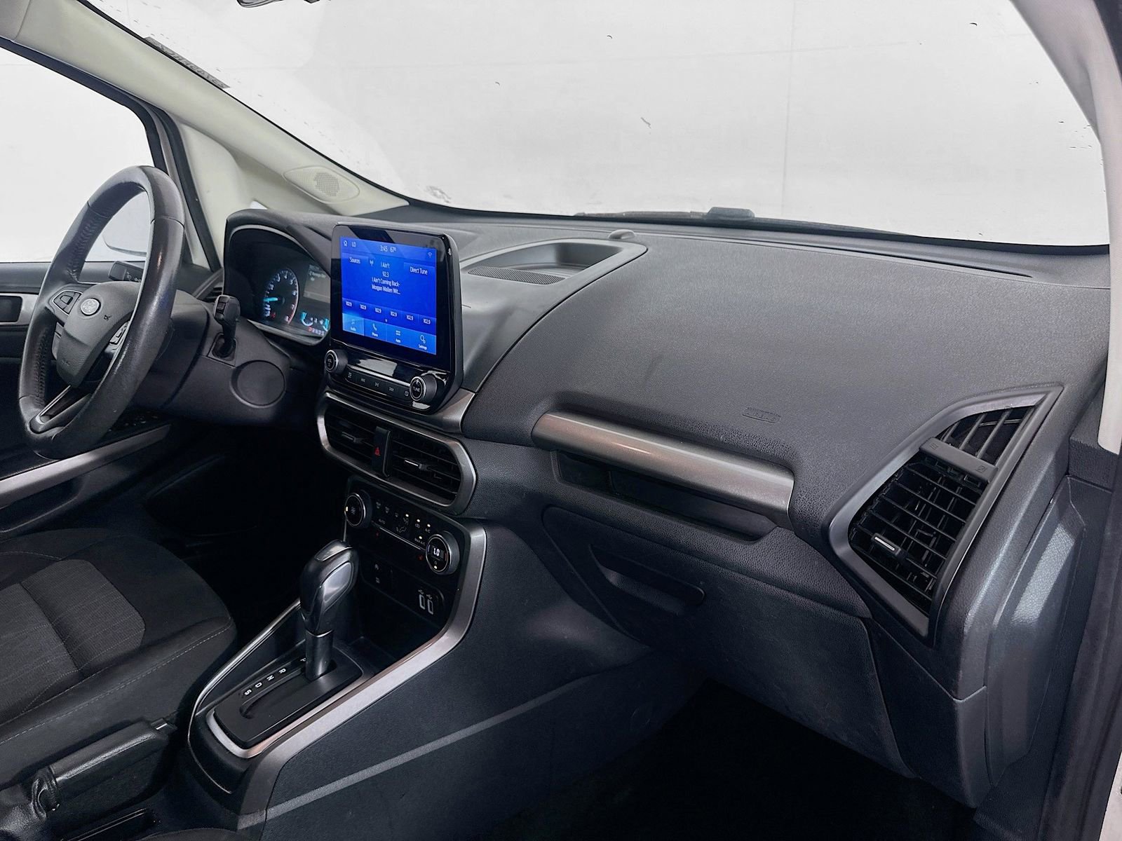 Used 2020 Ford EcoSport SE FWD image 26