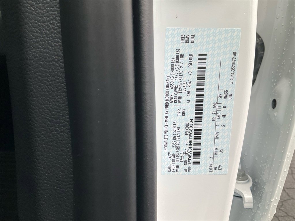 New 2026 Ford F350 XL w/ XL Chrome Package image 18