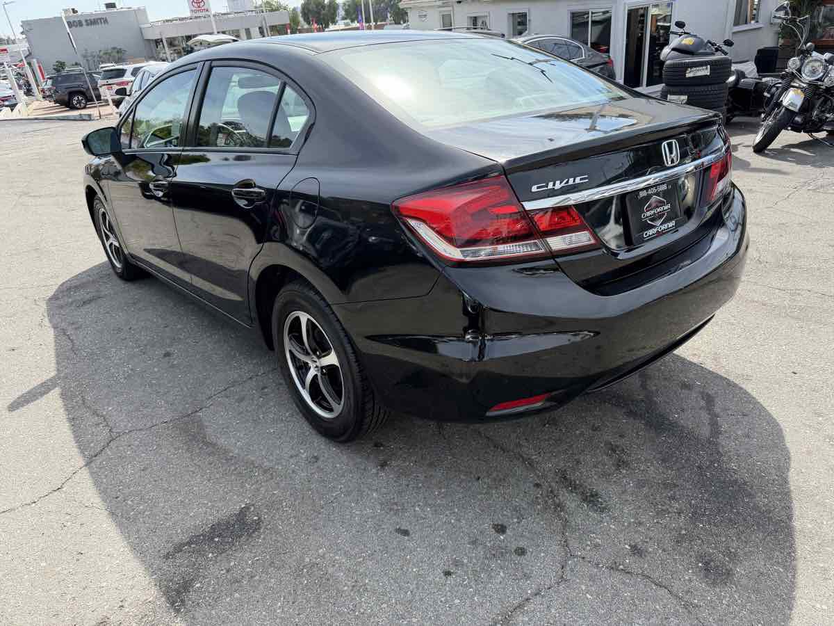 Used 2015 Honda Civic SE image 4