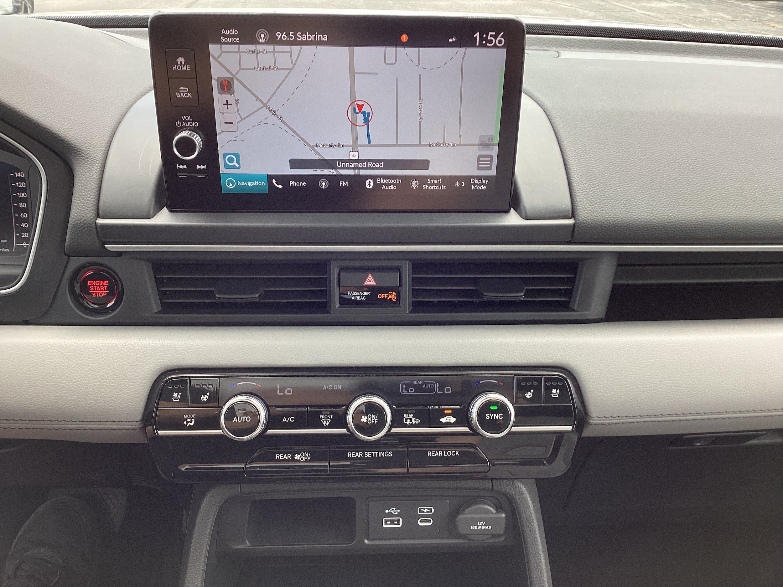 Used 2025 Honda Pilot Elite image 21