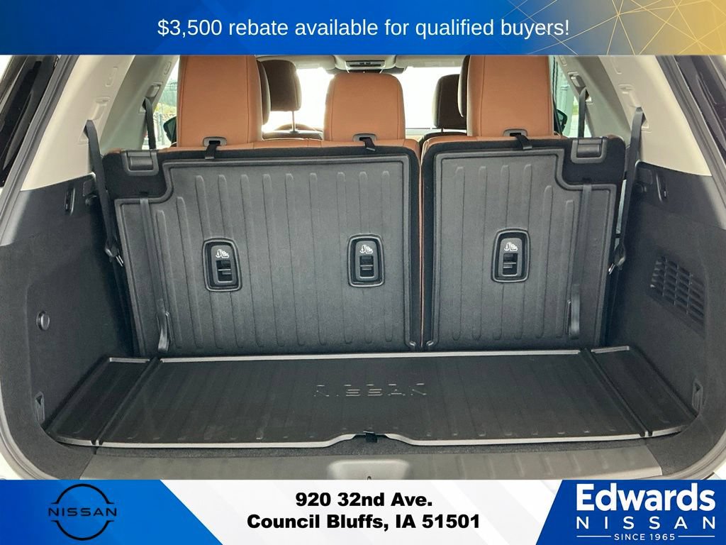 New 2026 Nissan Pathfinder Platinum AWD/4WD image 8
