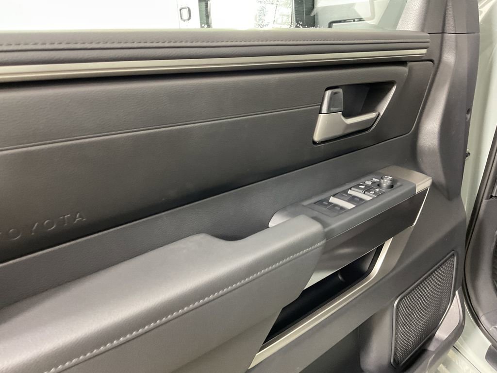 New 2026 Toyota Tundra SR5 AWD/4WD image 16