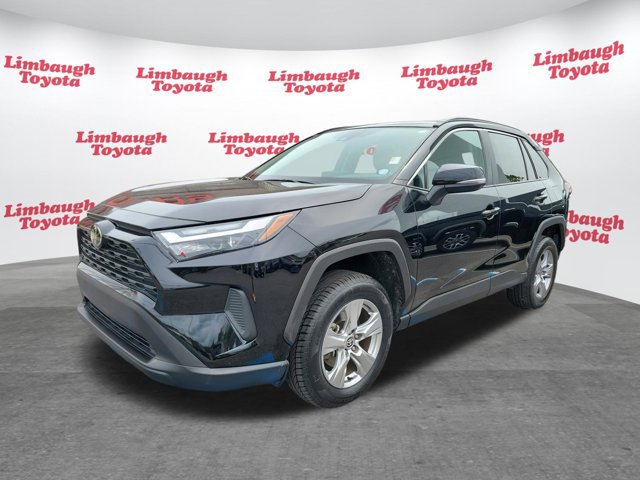 Used 2024 Toyota RAV4 XLE AWD/4WD image 19