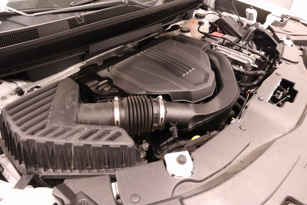 Used 2025 GMC Acadia Elevation image 12