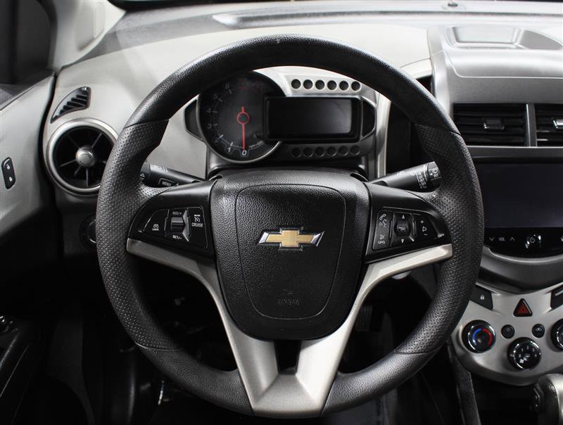 Used 2016 Chevrolet Sonic LT image 14