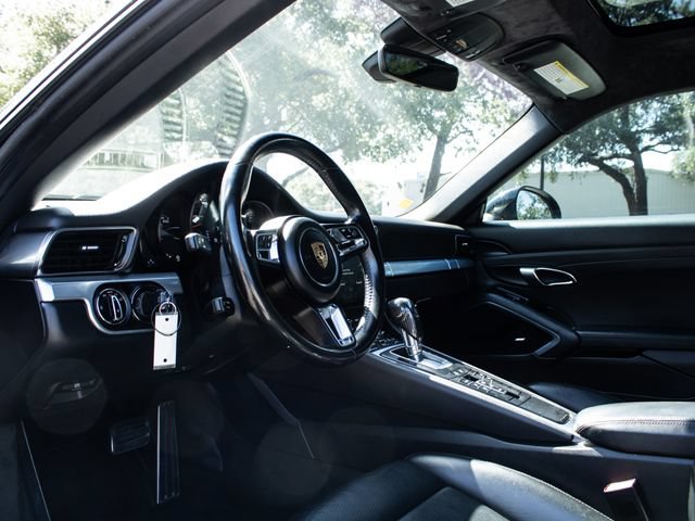 Used 2018 Porsche 911 Carrera RWD image 12