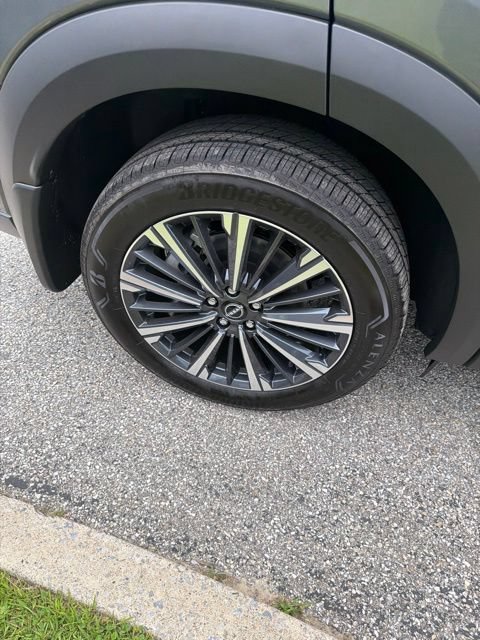 New 2026 Nissan Pathfinder Platinum AWD/4WD image 12