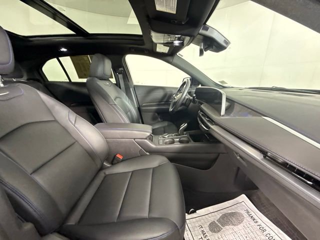 Certified 2024 Cadillac XT4 Sport w/ Cold Weather Package image 33