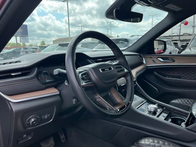 Used 2022 Jeep Grand Cherokee Summit AWD/4WD image 20