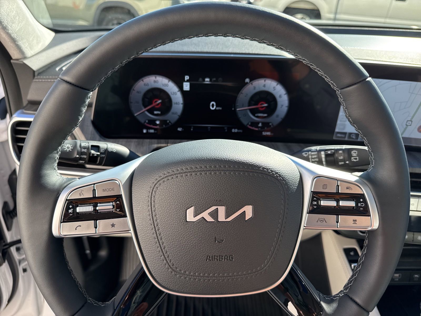 Used 2025 Kia Telluride SX Prestige image 38