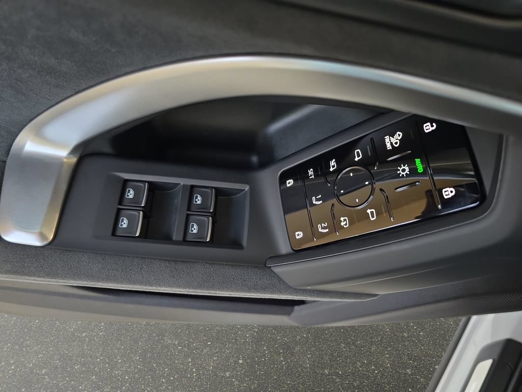 New 2026 Audi SQ5 Premium Plus AWD/4WD image 25