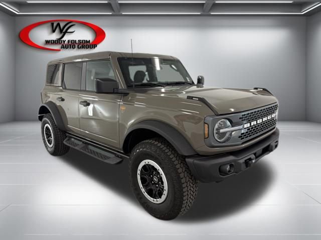 New 2026 Ford Bronco Badlands w/ Sasquatch Package image 3