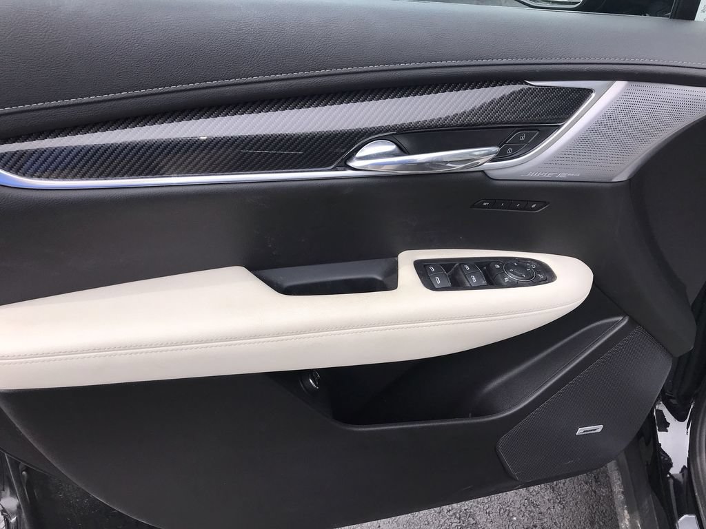 Used 2023 Cadillac XT6 Sport AWD/4WD image 13