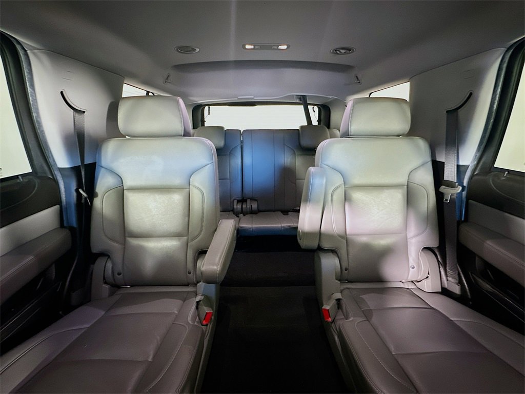 Used 2019 Chevrolet Tahoe LT w/ LT Signature Package image 13