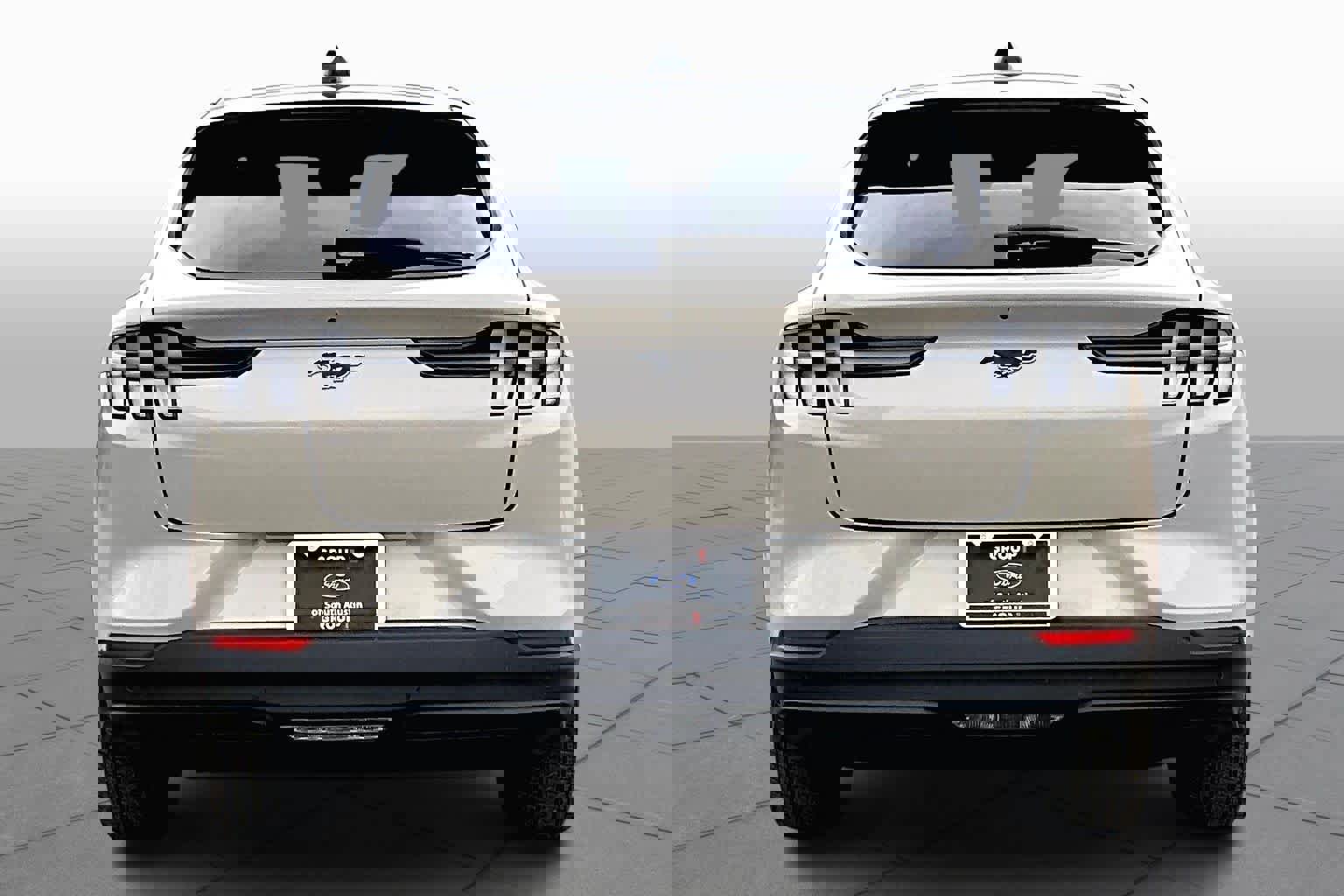 Used 2025 Ford Mustang Mach-E Premium image 5