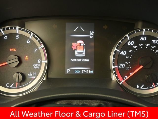 Used 2021 Toyota Highlander LE AWD/4WD image 16