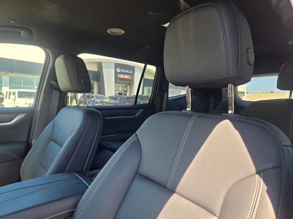 New 2025 GMC Acadia Elevation w/ Elevation Premium Package FWD image 7