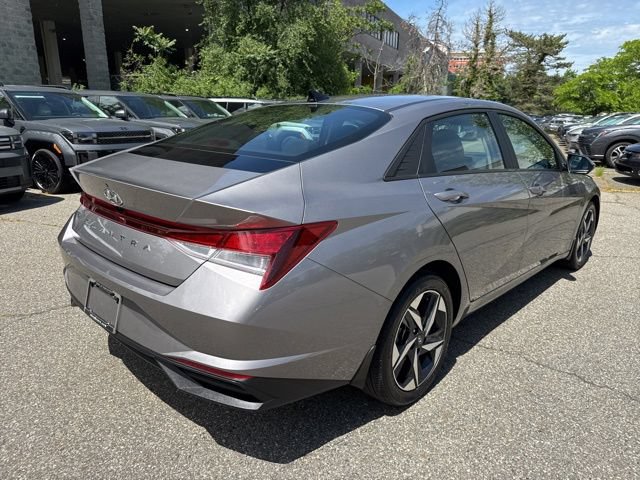 Certified 2023 Hyundai Elantra SEL w/ Convenience Package FWD image 15