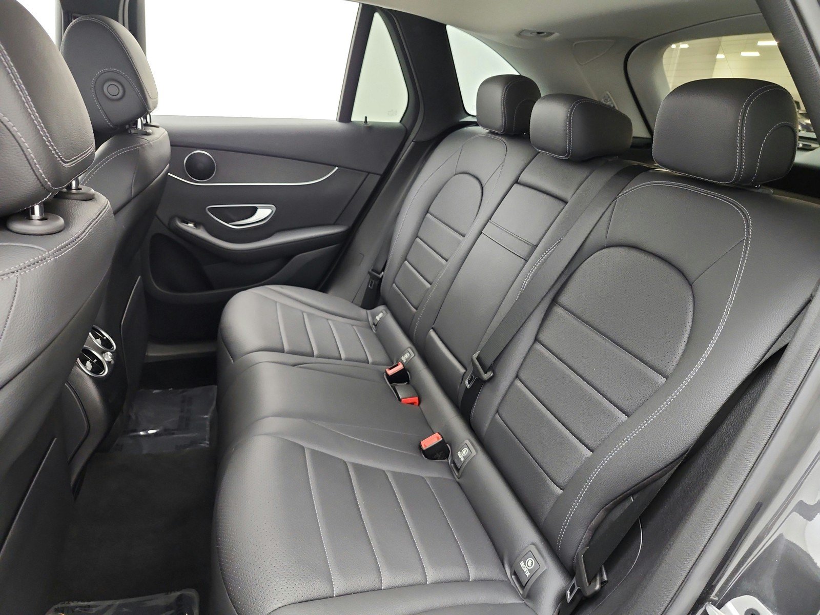 Used 2022 Mercedes-Benz GLC 300 image 15