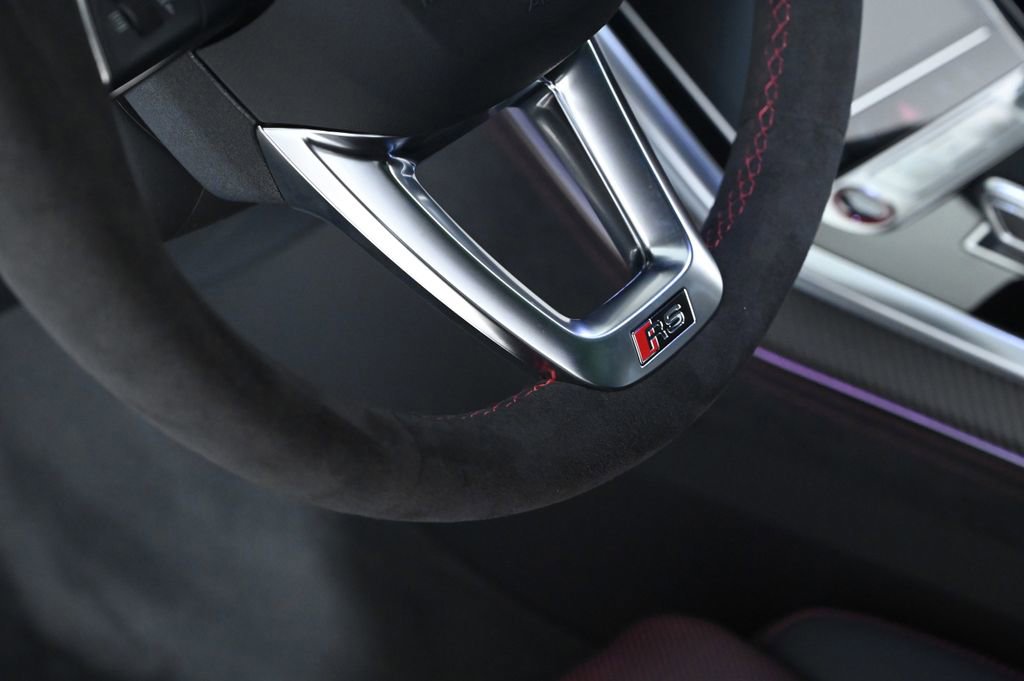 New 2026 Audi RS Q8 performance image 19