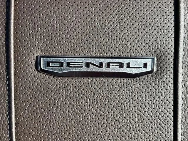 New 2026 GMC Sierra 3500 Denali w/ Technology Package AWD/4WD image 21