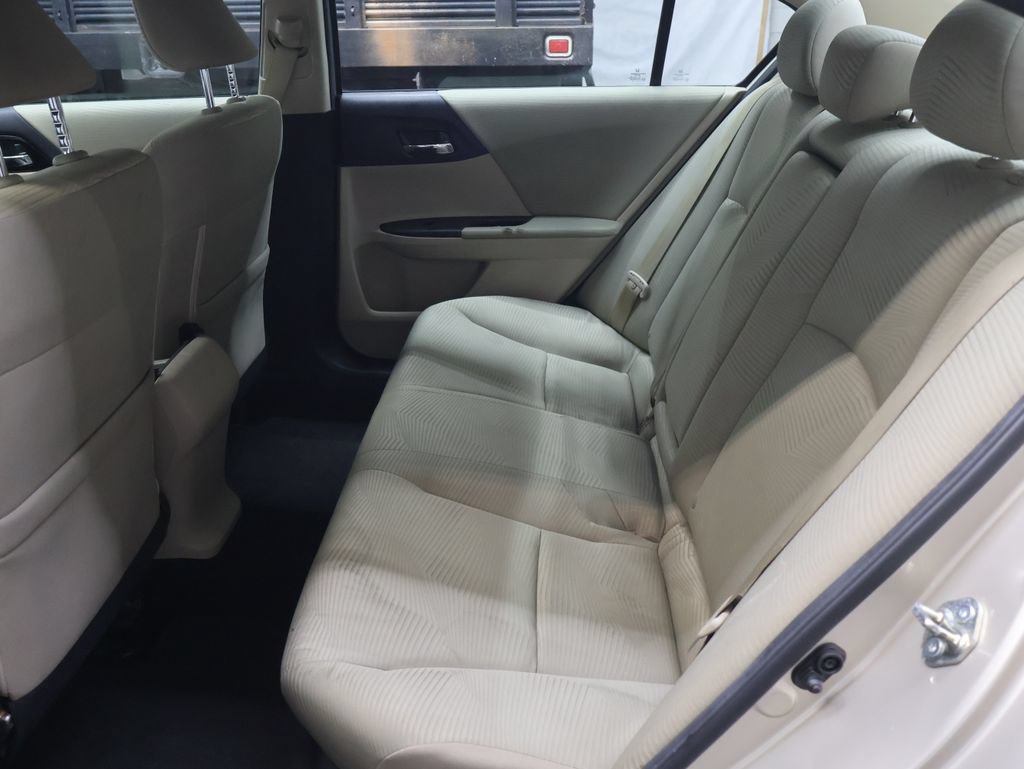 Used 2016 Honda Accord LX image 14