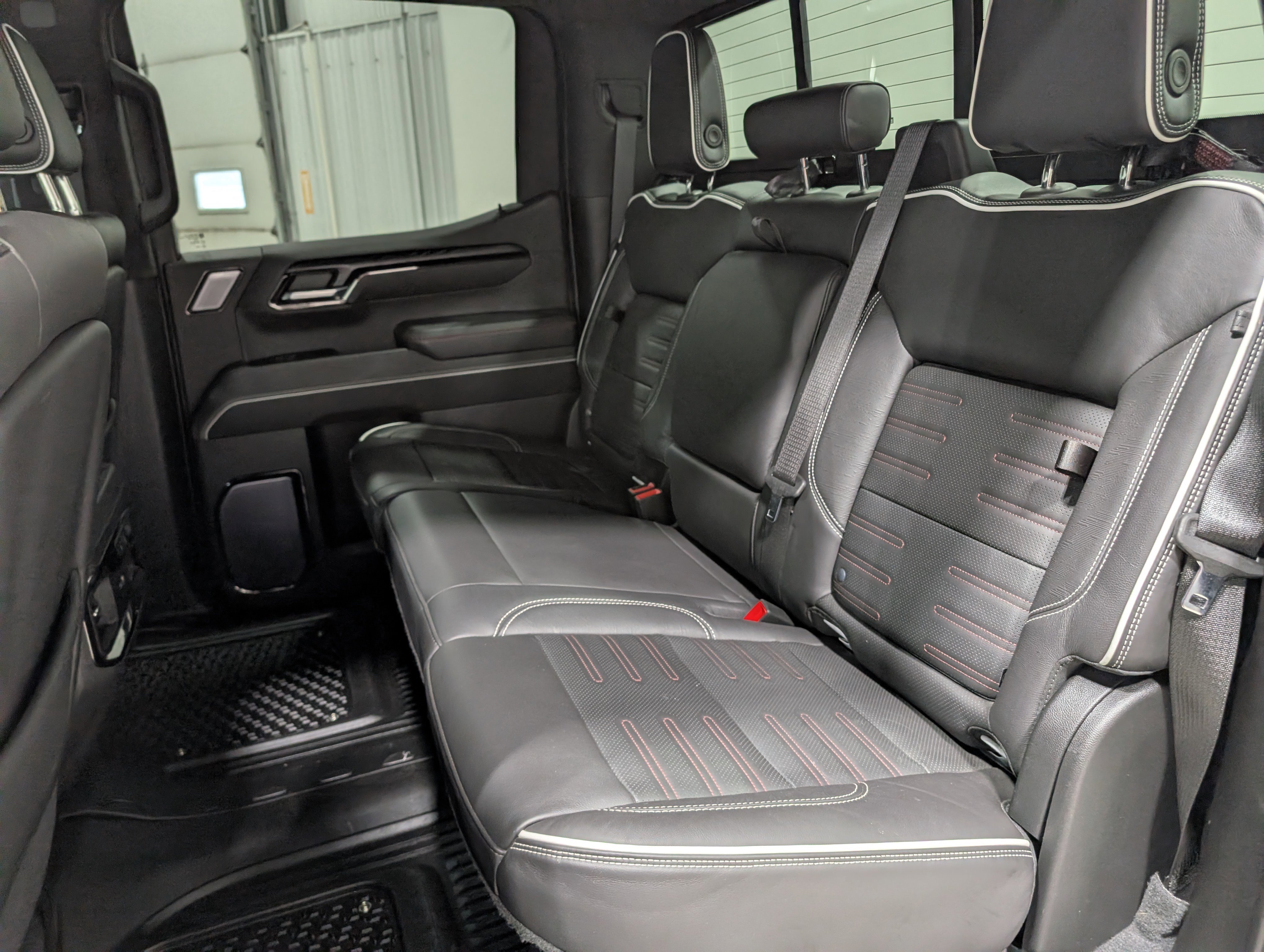 Used 2023 GMC Sierra 1500 AT4X AWD/4WD image 18