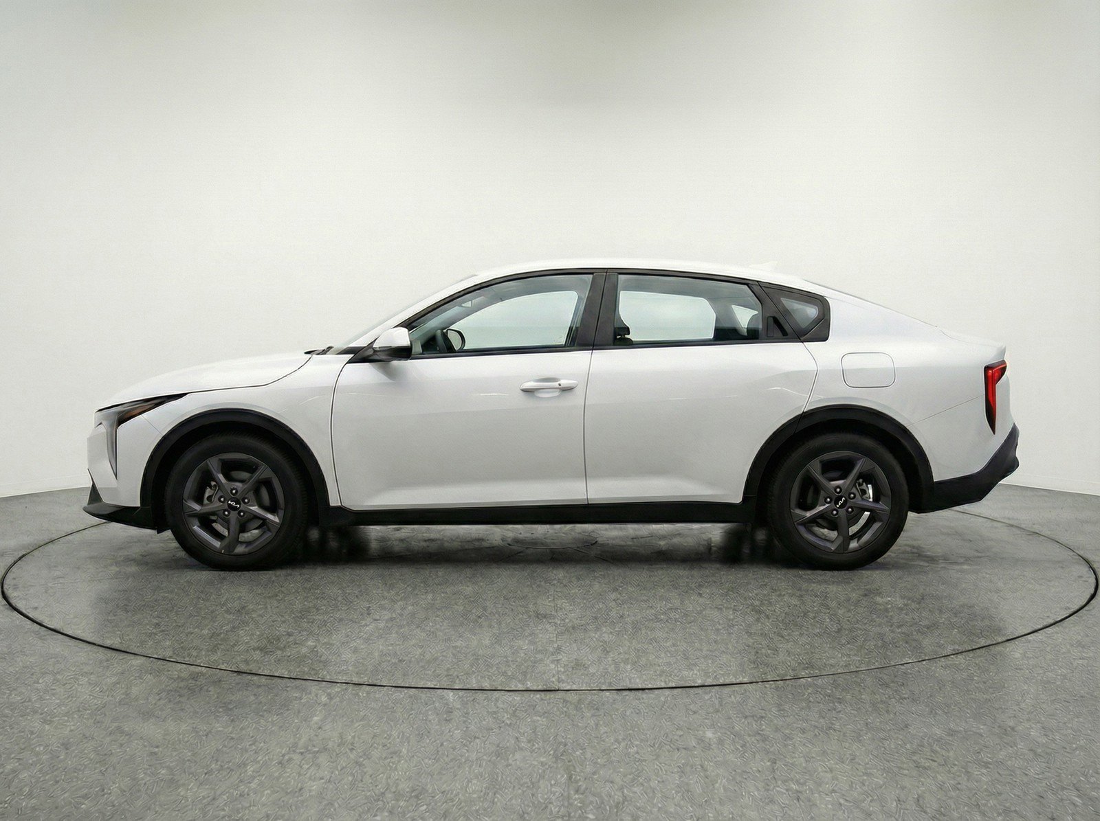 Used 2025 Kia K4 FWD image 5