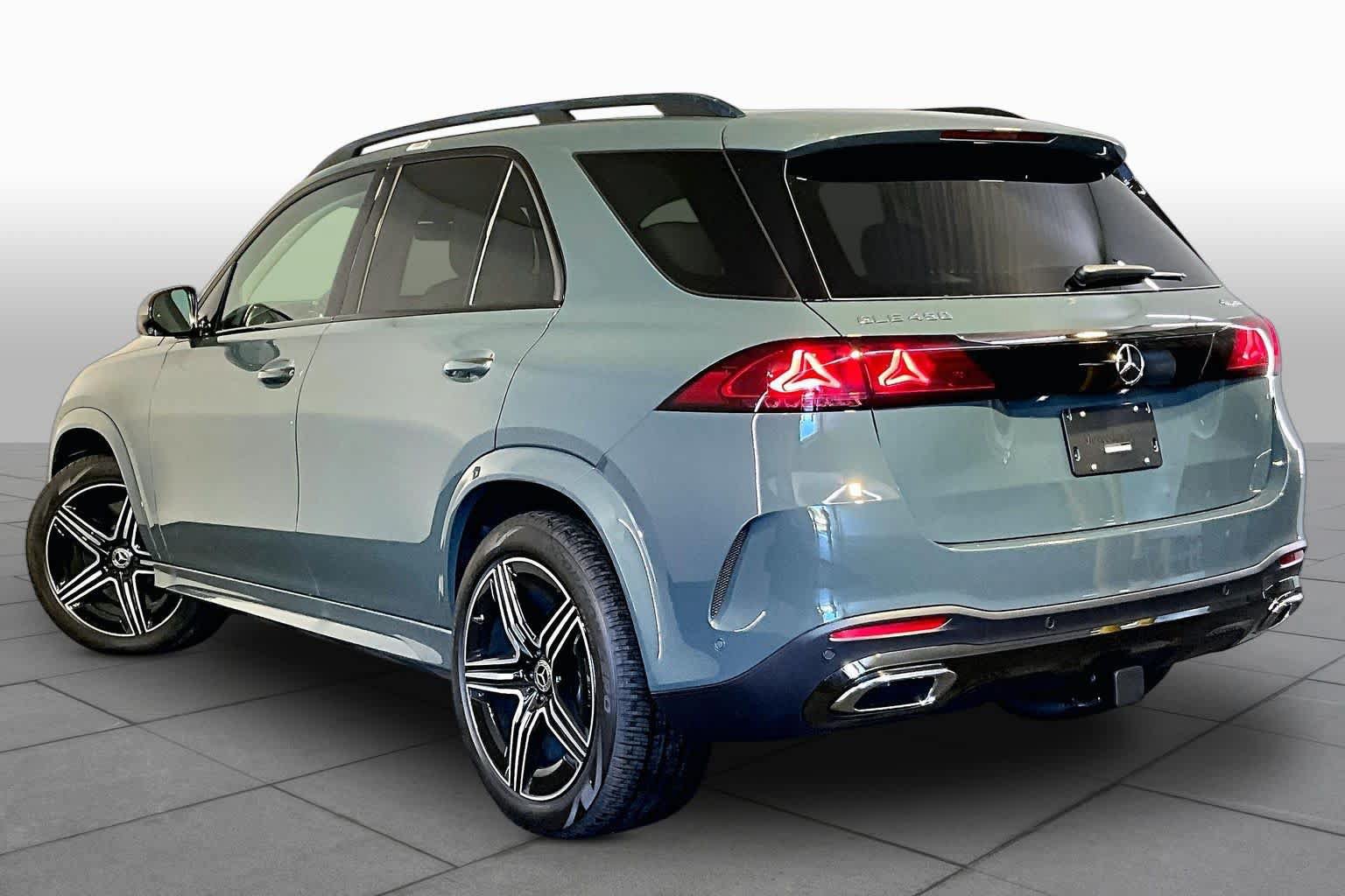 New 2027 Mercedes-Benz GLE 450 4MATIC image 3