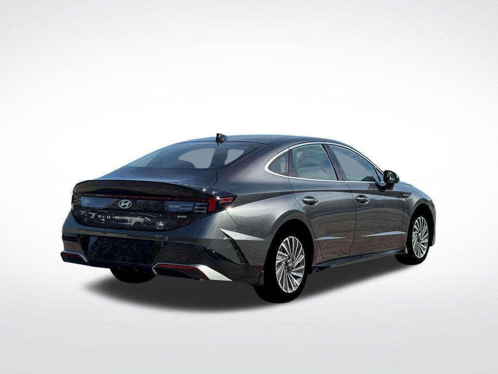 New 2026 Hyundai Sonata SEL FWD image 8