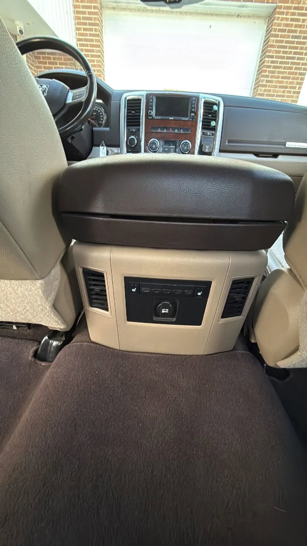 Used 2011 RAM 1500 Laramie image 28