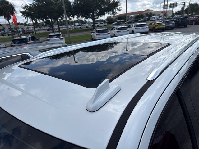 Used 2022 Chevrolet Suburban High Country RWD image 6