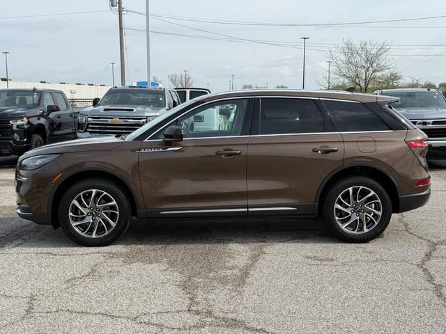 Used 2022 Lincoln Corsair FWD image 2