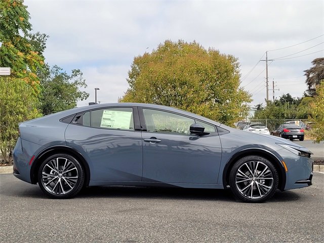 New 2026 Toyota Prius XLE image 4