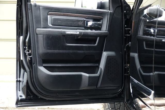 Used 2014 RAM 2500 Limited AWD/4WD image 41