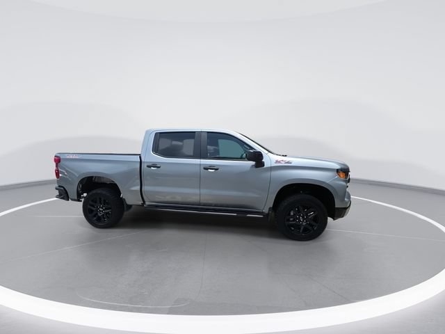 Used 2025 Chevrolet Silverado 1500 Custom Trail Boss AWD/4WD image 9